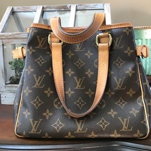 Louis Vuitton Shoulder Bag